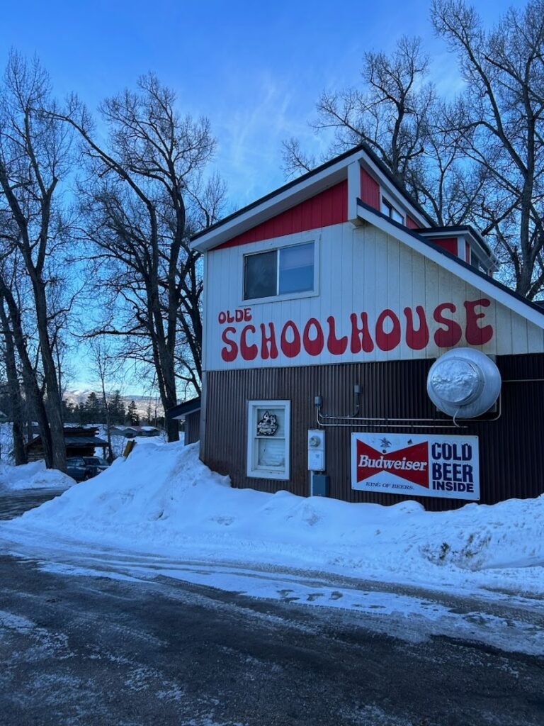 Olde Schoolhouse Cafe and Saloon
