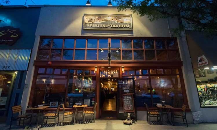El Moro Tavern